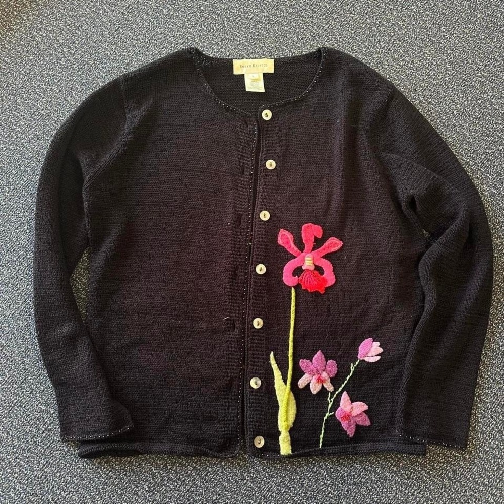 Vintage 2003 Susan Bristol knit cardigan with floral hand embroidery Size Large